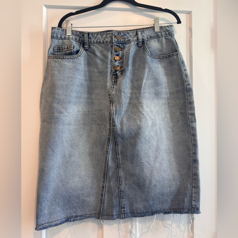 Women’s Denim Skirt, size 12